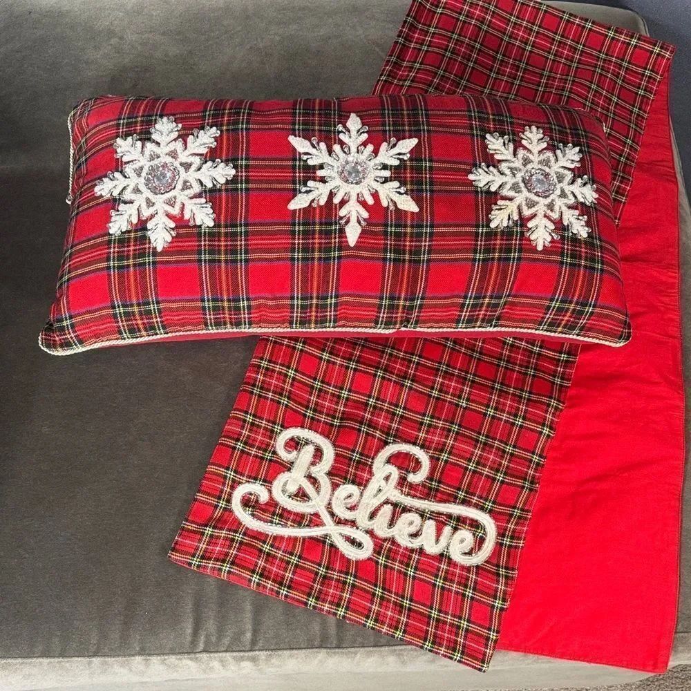 Wendy Bellissimo Christmas Plaid Believe Table Runner & Plaid Pillow Holiday Set